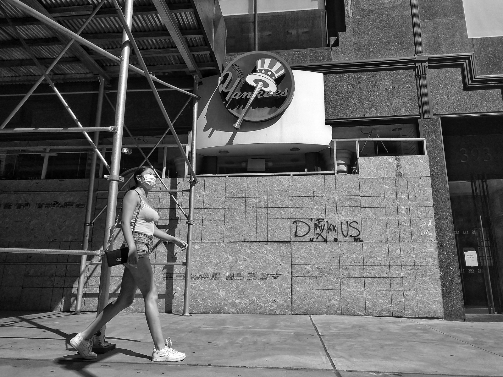 Fifth Avenue, Manhattan, Yankees Store