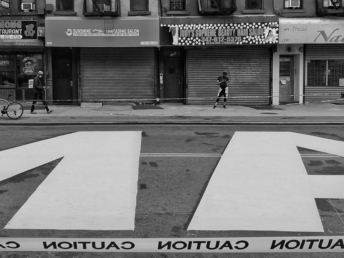 Particolare del murale “Black Lives Matter” su Fulton Street, Brooklyn